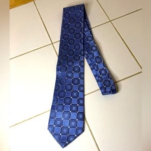 Michael Kors blue and gold tie